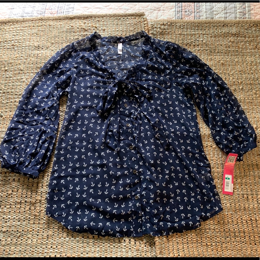 NWT Navy and White Anchor Top